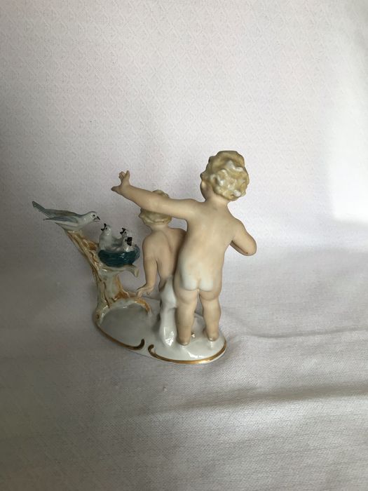 Статуэтки Мальчики у гнезда, путти, Германия
