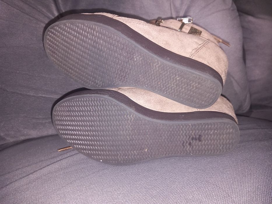 Botki na koturnie r. 35