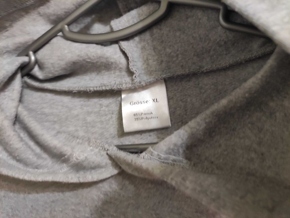 чоловічий світшот з капюшоном на р46-48/L