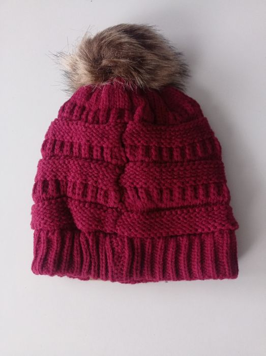 Czapki zimowe dziecięce kolory