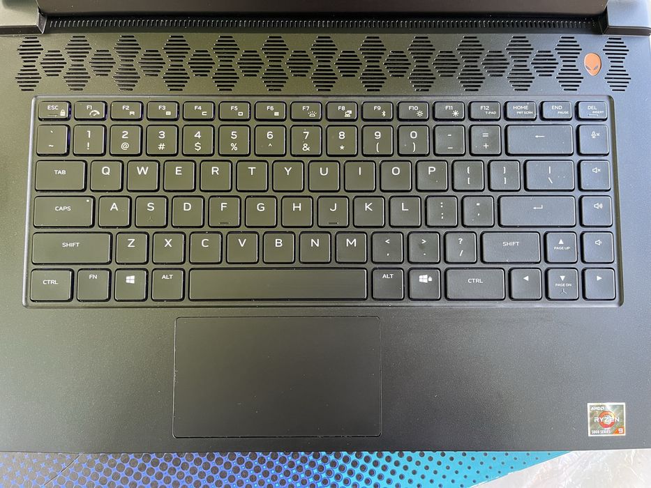 Alienware m15 r5, 16gb Ram, Ryzen 7 5800h, Rtx 3060 6gb, 125w TGP