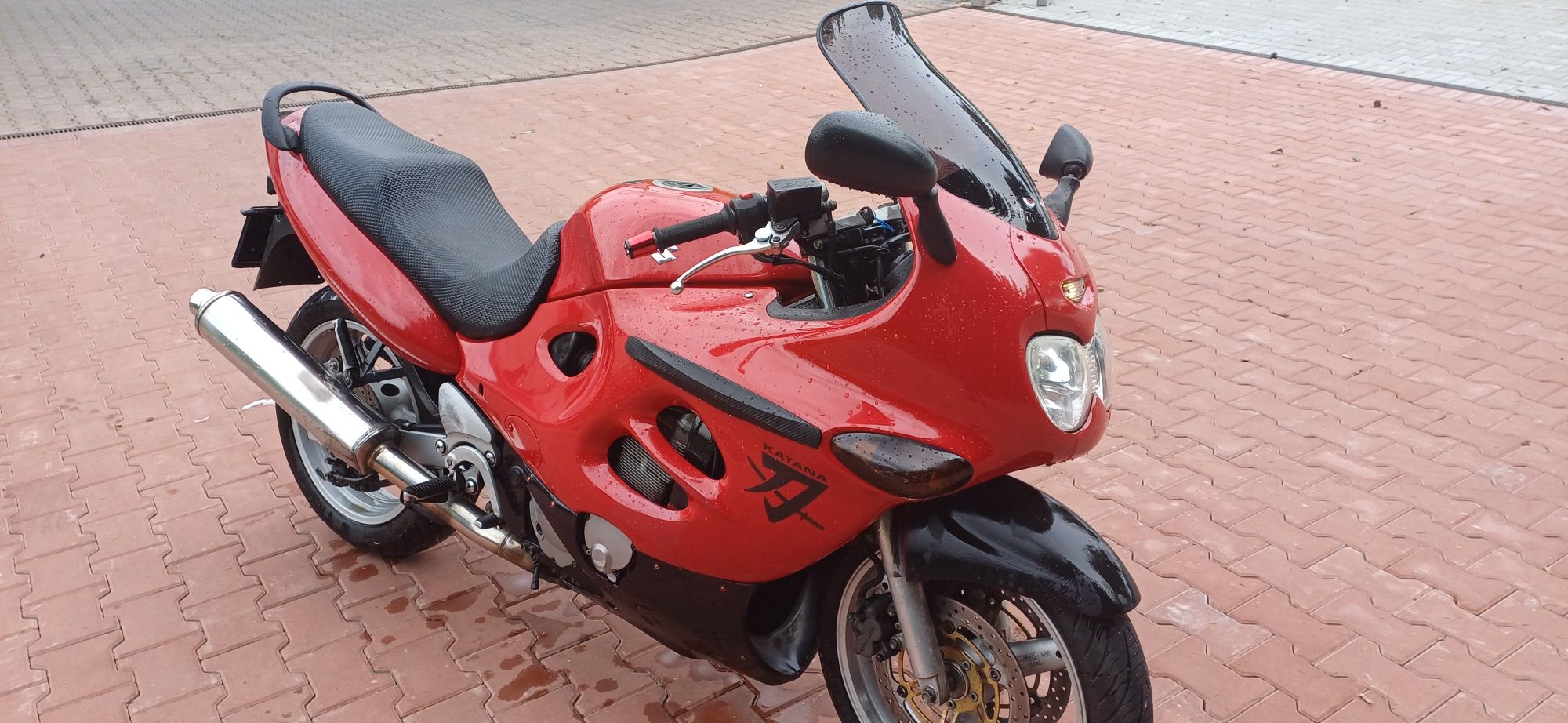 GSX F 750 katana