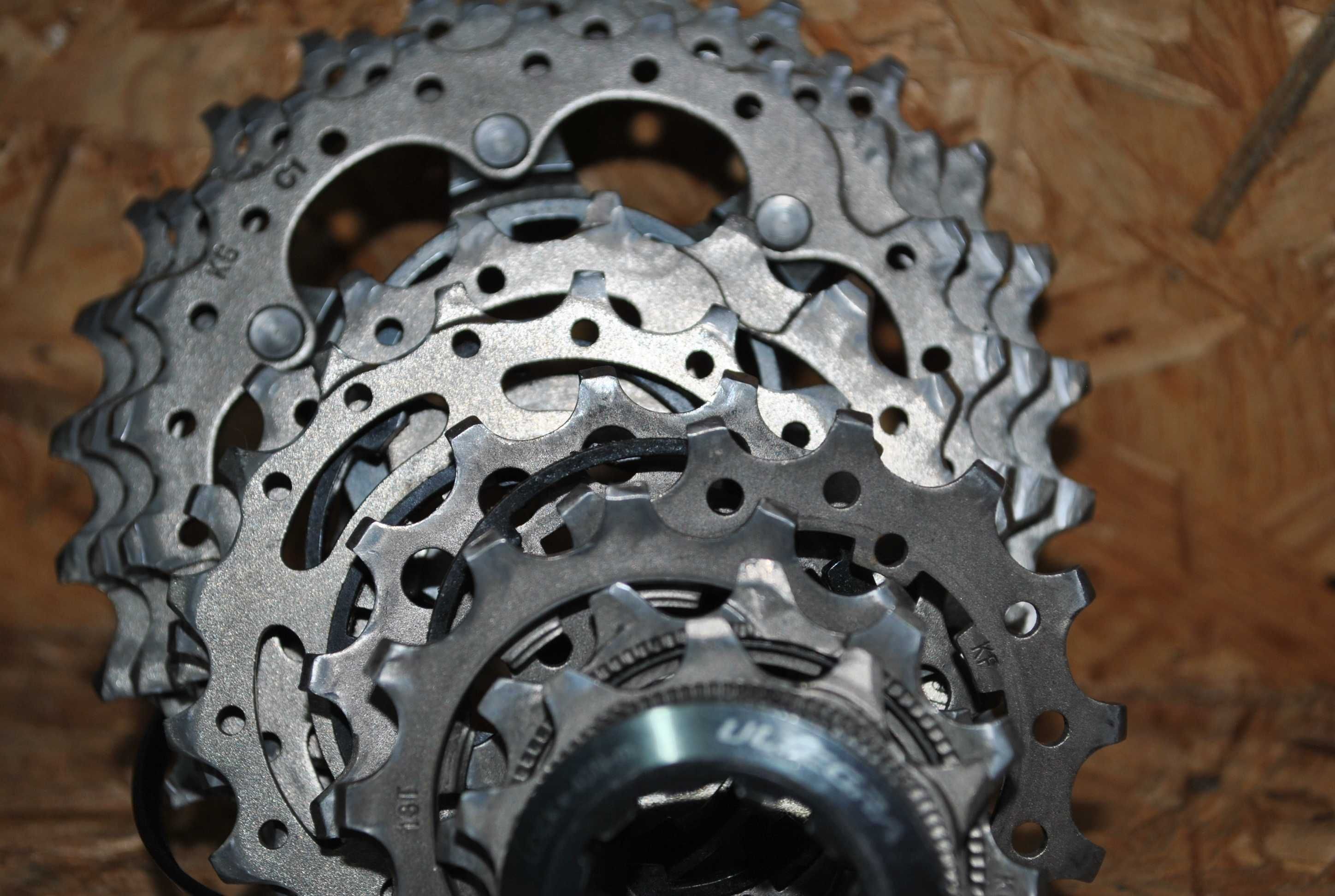 Shimano Ultegra CS-6700 kaseta 11-25T 10S szosa gravel