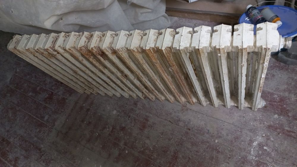 Продам радиатор евро чугун