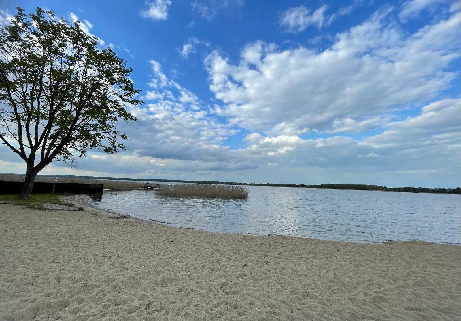 Mazury domek nad jeziorem Mikołajki, jacuzzi,sauna, basen