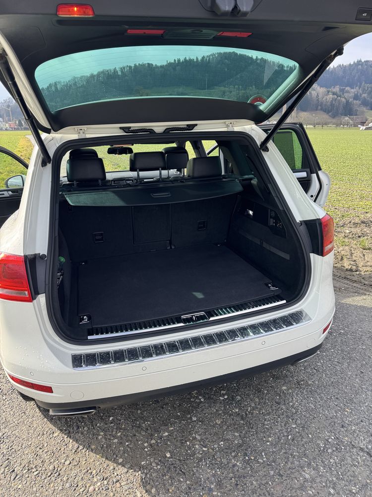 VW Touareg 3.0 Швейцарія