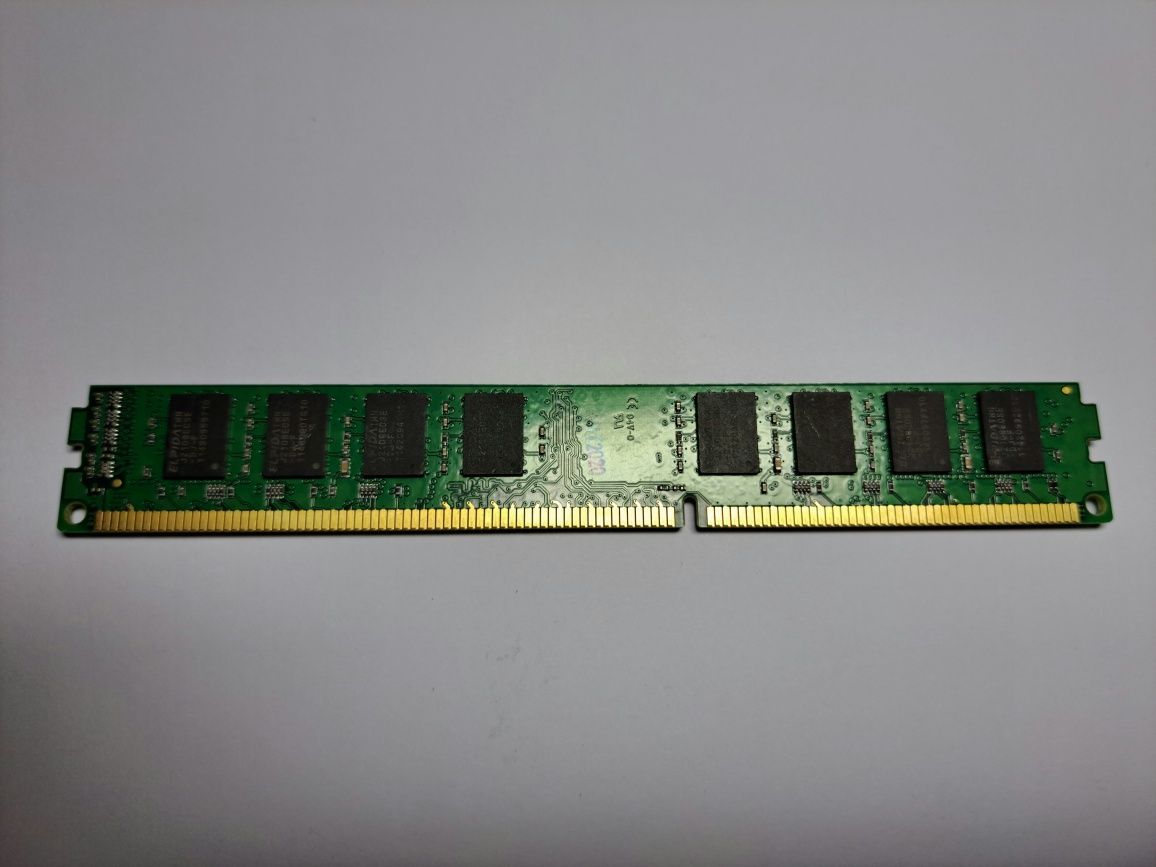 Оперативна пам'ять 4gb golden memory GM 16N1 1/4 DDR3 240PIN DMM 1.5V