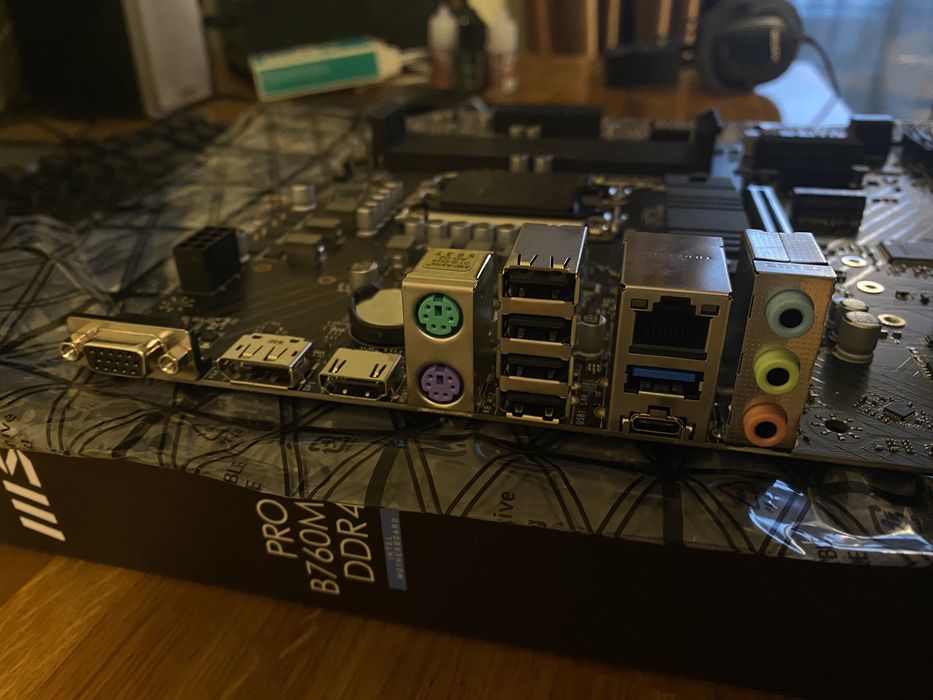 Msi B760 M-P DDR4 Новая с Гарантией