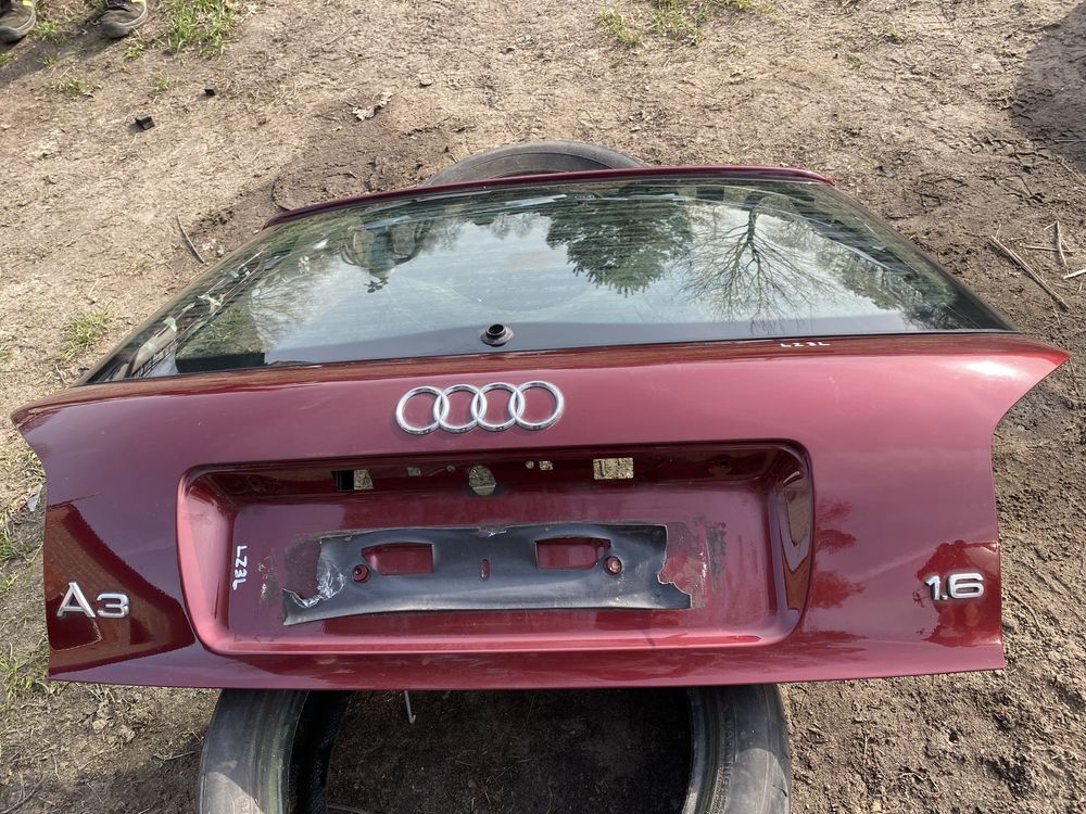 Audi a3 8l lift klapa bagaznika tyl tylna LZ3L
