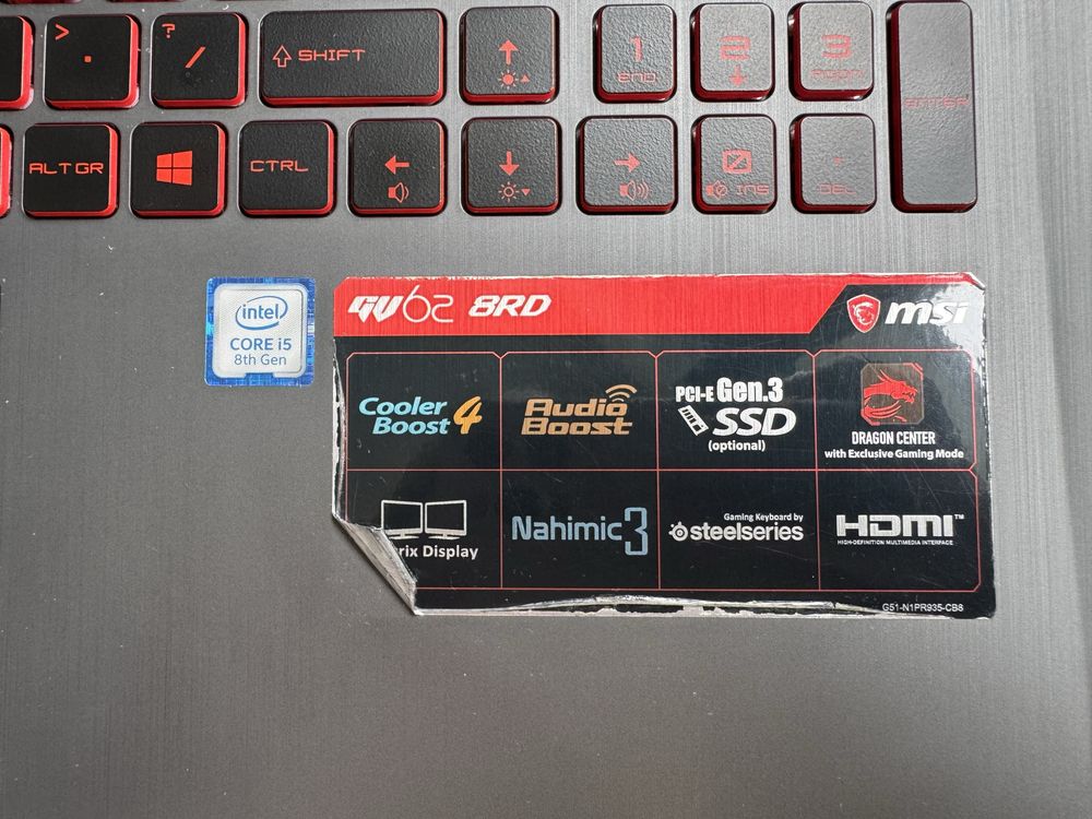 Laptop gamingowy MSI MS-16JF