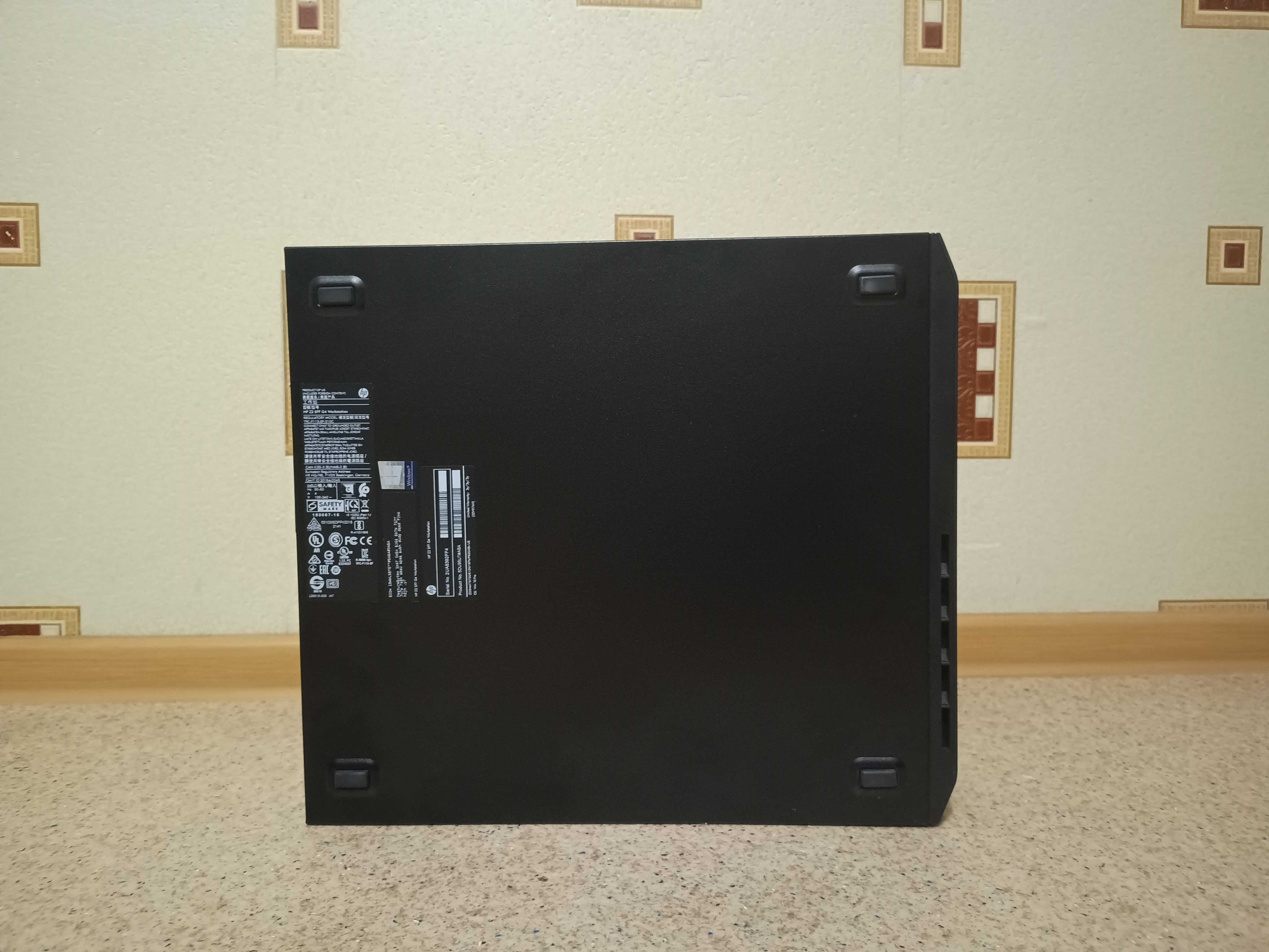 HP Z2 SFF G4 (i7-8700/16Gb/безSSD)