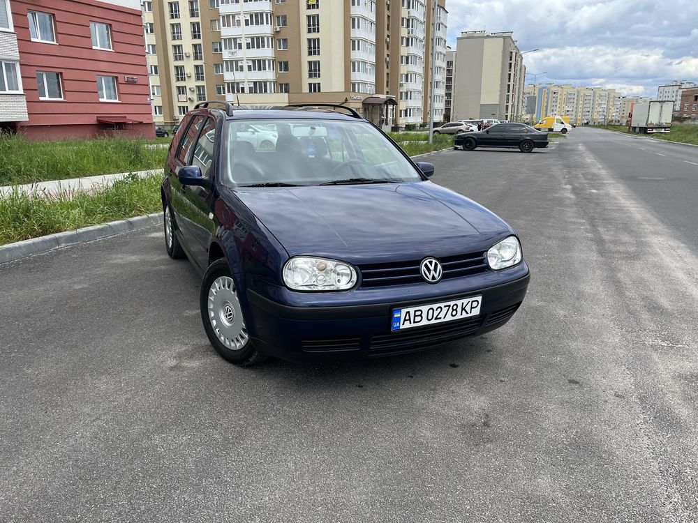 Volkswagen golf 1.6 mpi