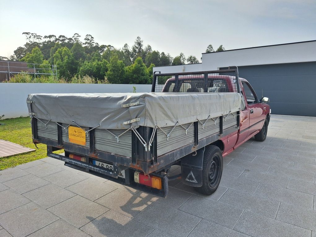 Toyota Hilux 2.4D_1996_235000 km