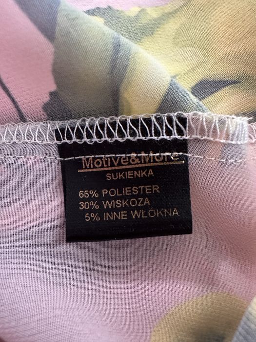 Nowa sukienka w kwiaty Motive and More