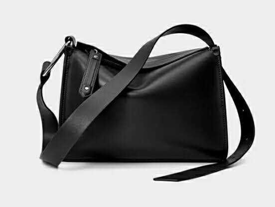 Кожаная сумка 27х21см, черная