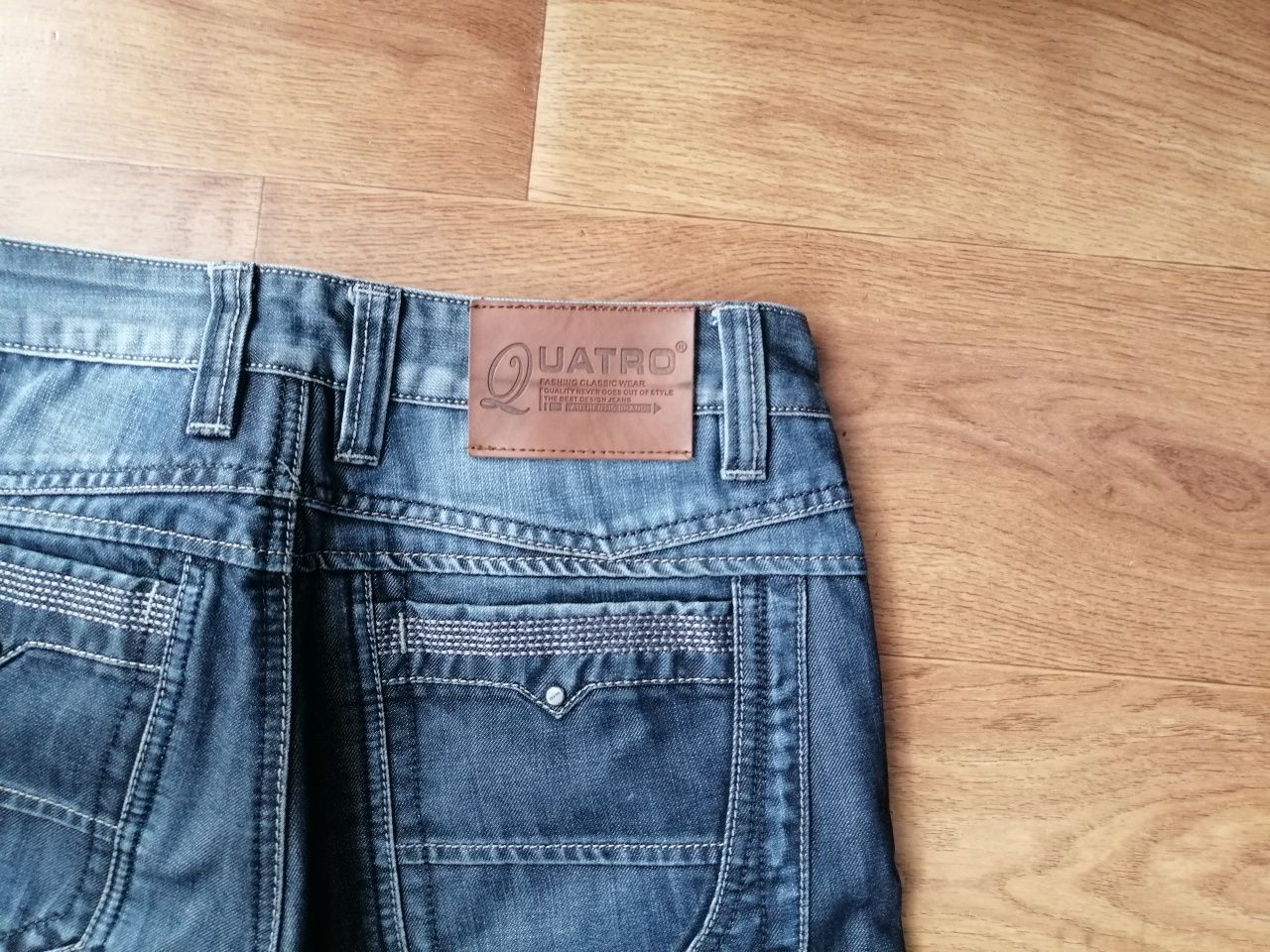 Spodnie jeans Quatro