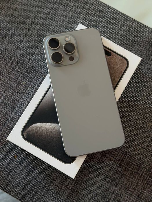 iPhone 15 Pro Max 256GB Natural Titanium