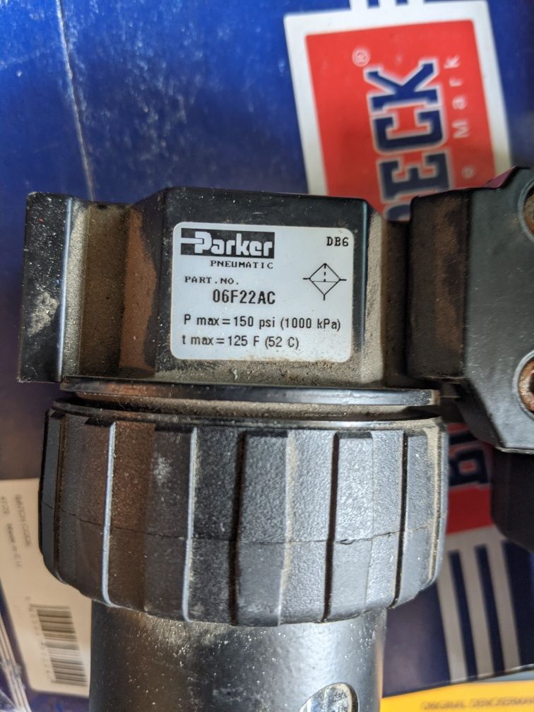 Блок підготовки повітря фільтр Parker 06F22AC