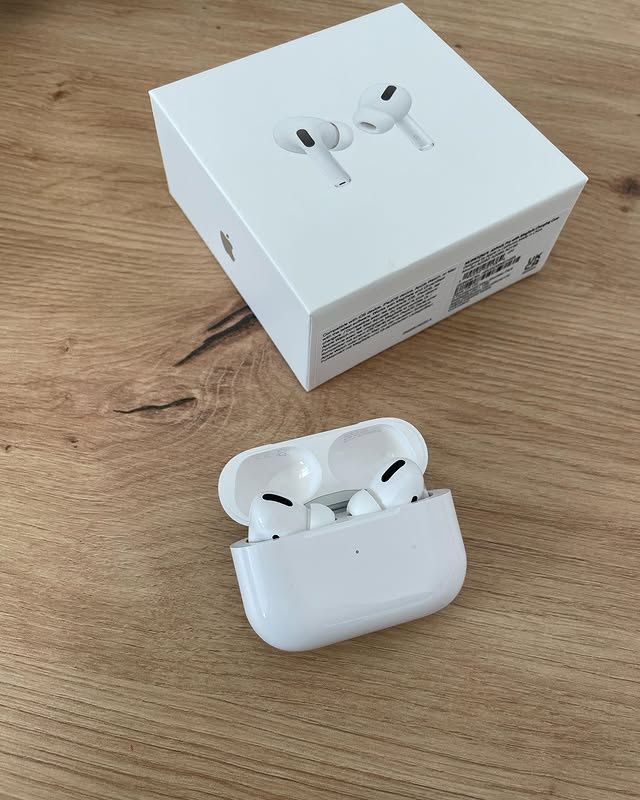 Навушники airPods pro lux якості + чохол в подарунок