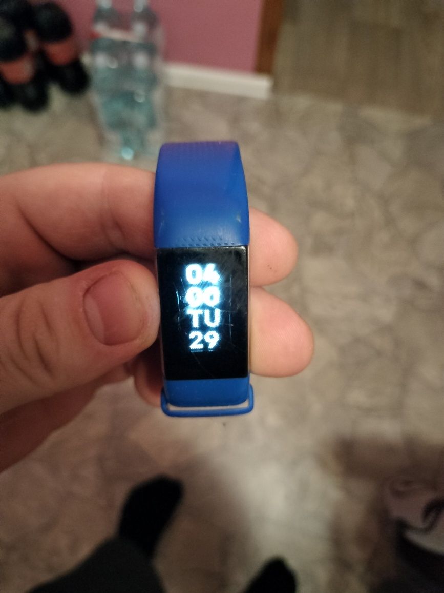 Fitbit - Charge 3