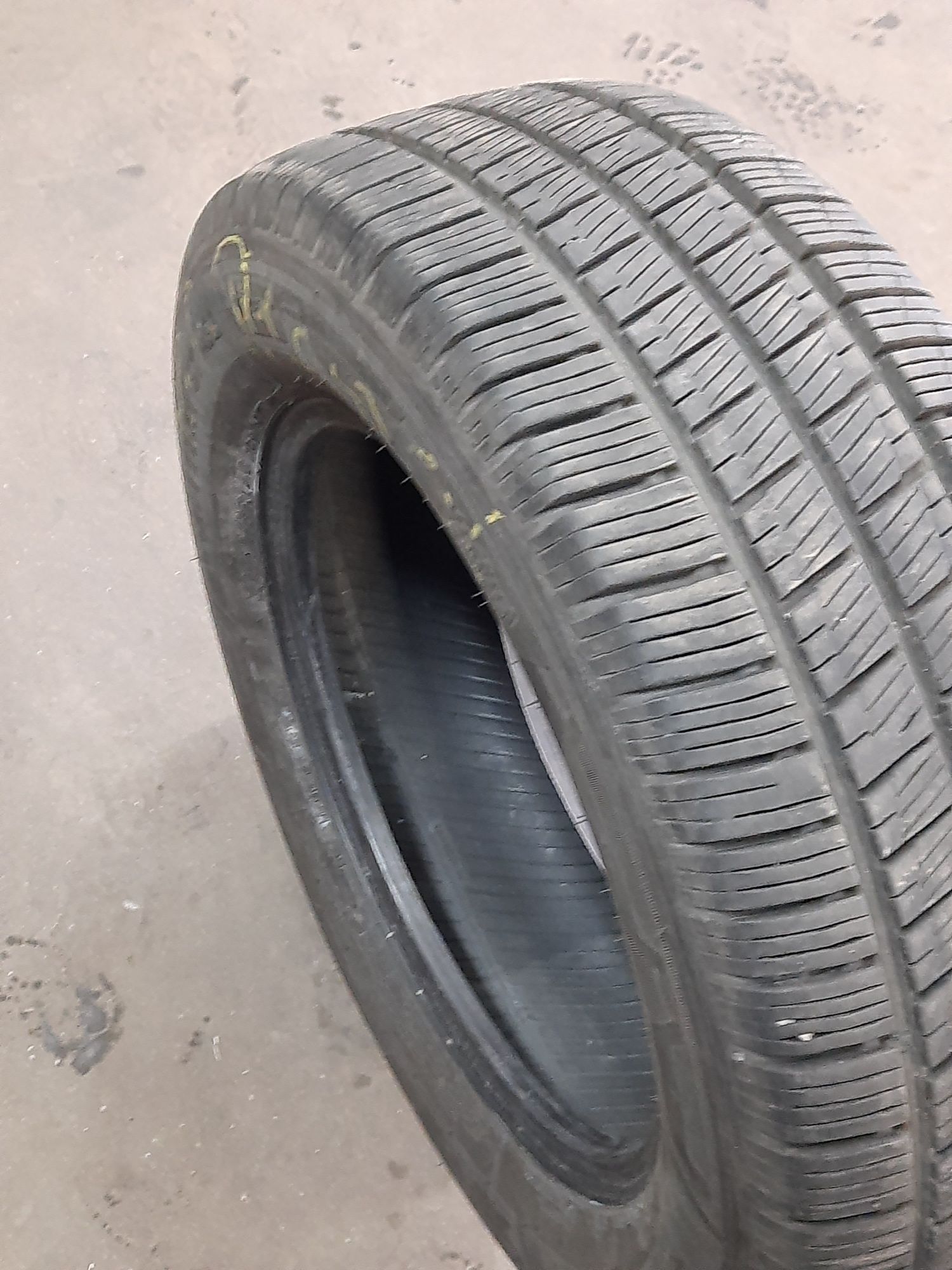 Opona 215/65R16C 109/107T Hankook Vantra ST AS2