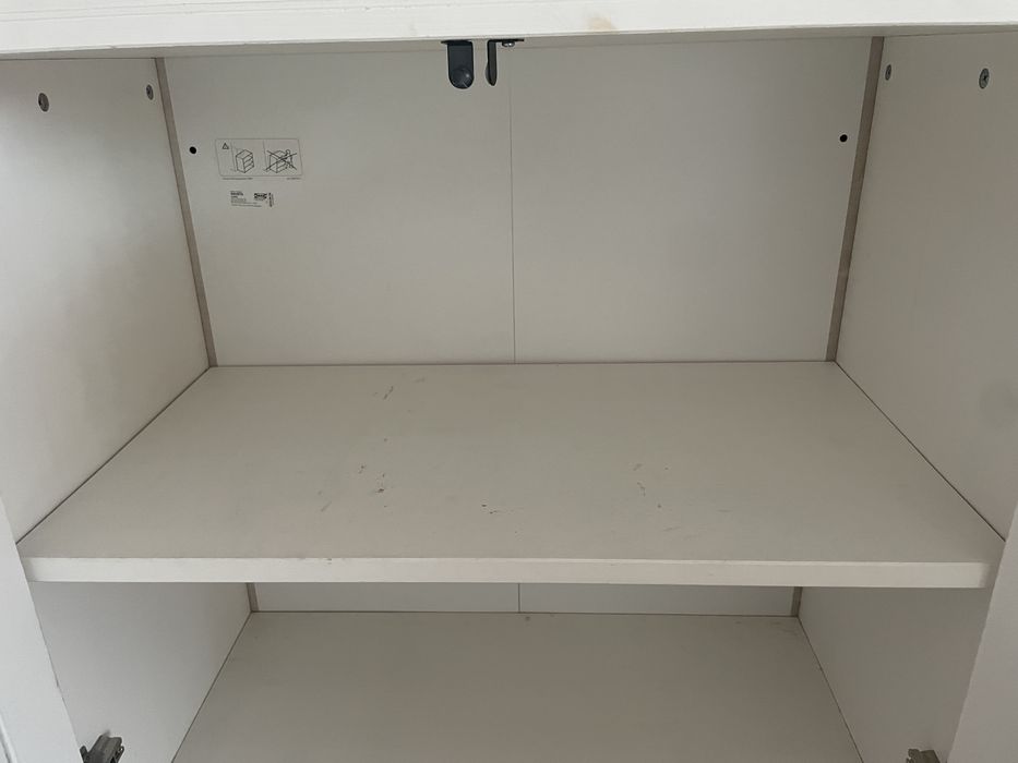 IKEA Havsta Witryna