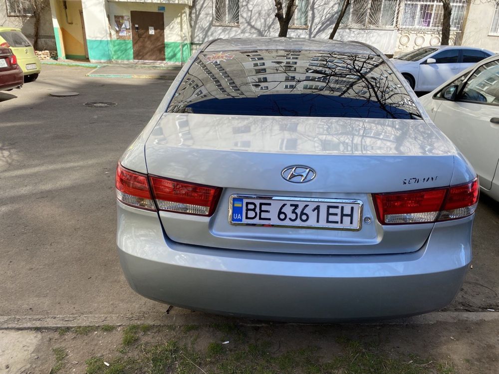 Продаю Hyundai Sonata