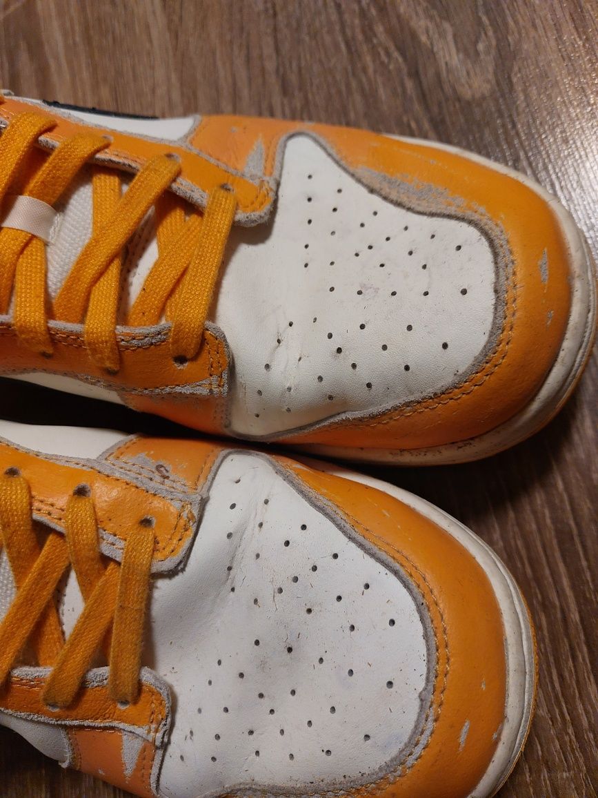 Nike dunk low Wear and Tear