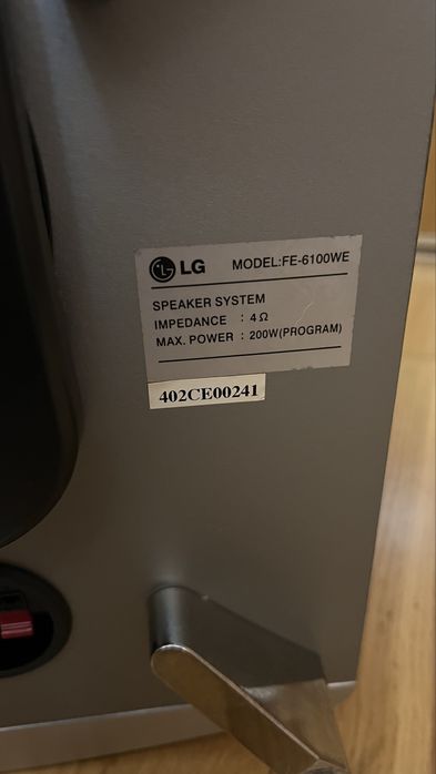 Subwoofer LG FE-6100WE-200 watts