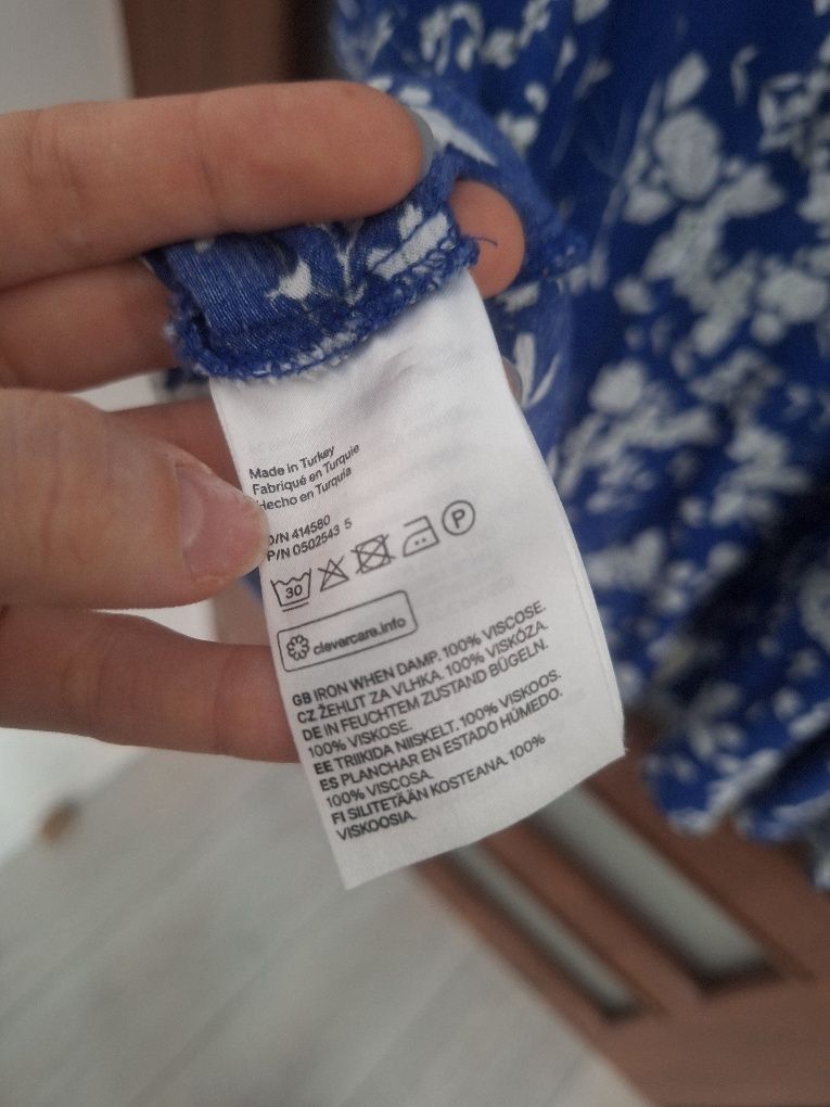Sukienka niebieska w kwiaty r. 36, 100% wiskoza