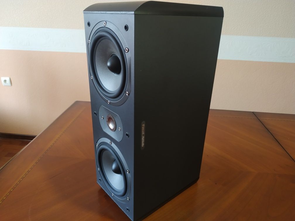 Центральна колонка Focal Chorus CC 70 S