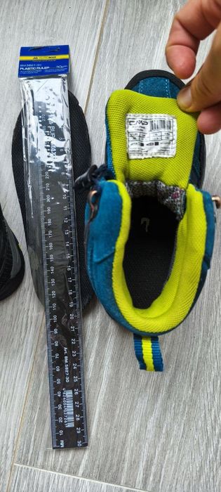 Продам хороші дитячі Ботинки