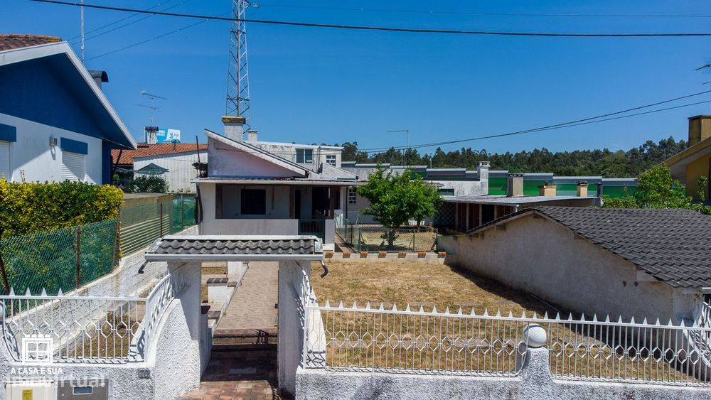 Moradia T4 em Rio Meão, Santa Maria Feira  - Exclusivo