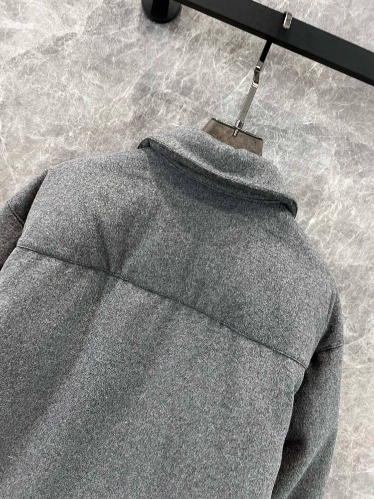 Шерстяна куртка miu miu на пуху