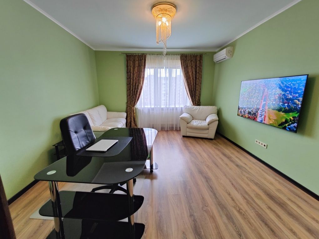 Продам 2к 78м2 з якісним ремонтом! Новобудова в центрі м. Буча!