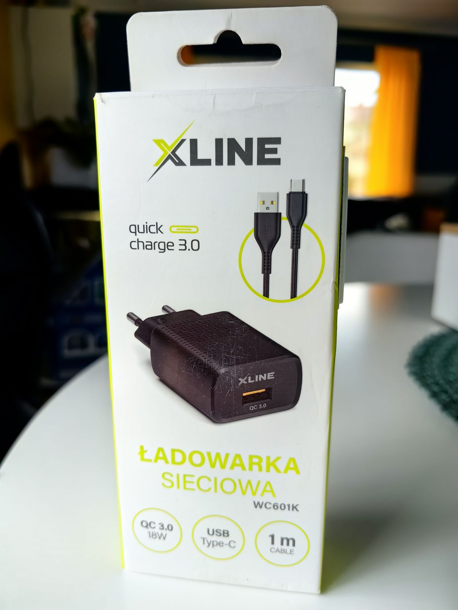 Ładowarka XLINE WC601K 18W kabel 1m qc3.0 stan jak nowa