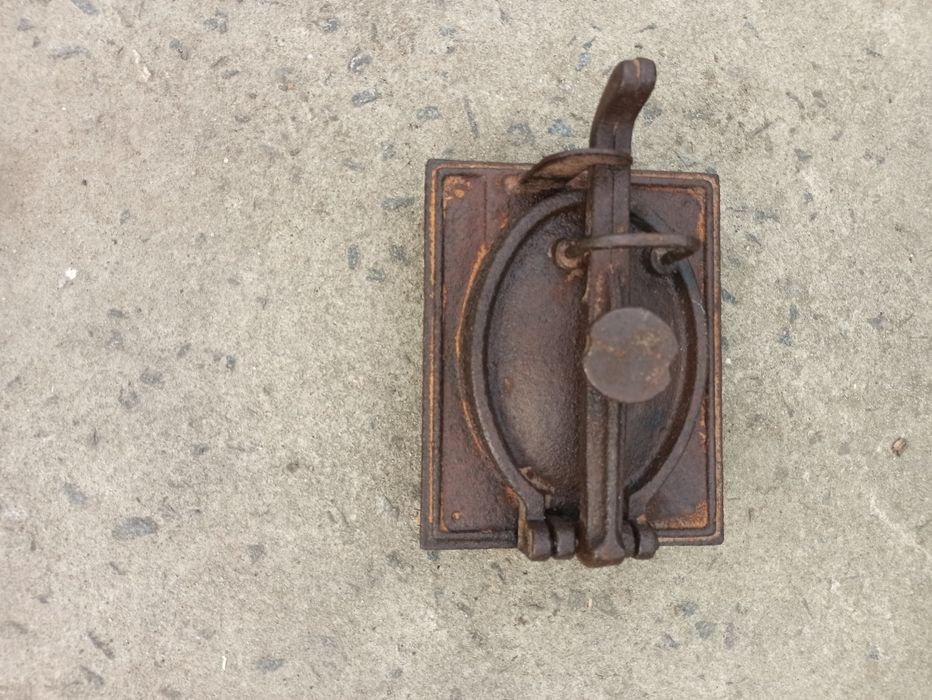 Дверцята для очищення золи печі та плити