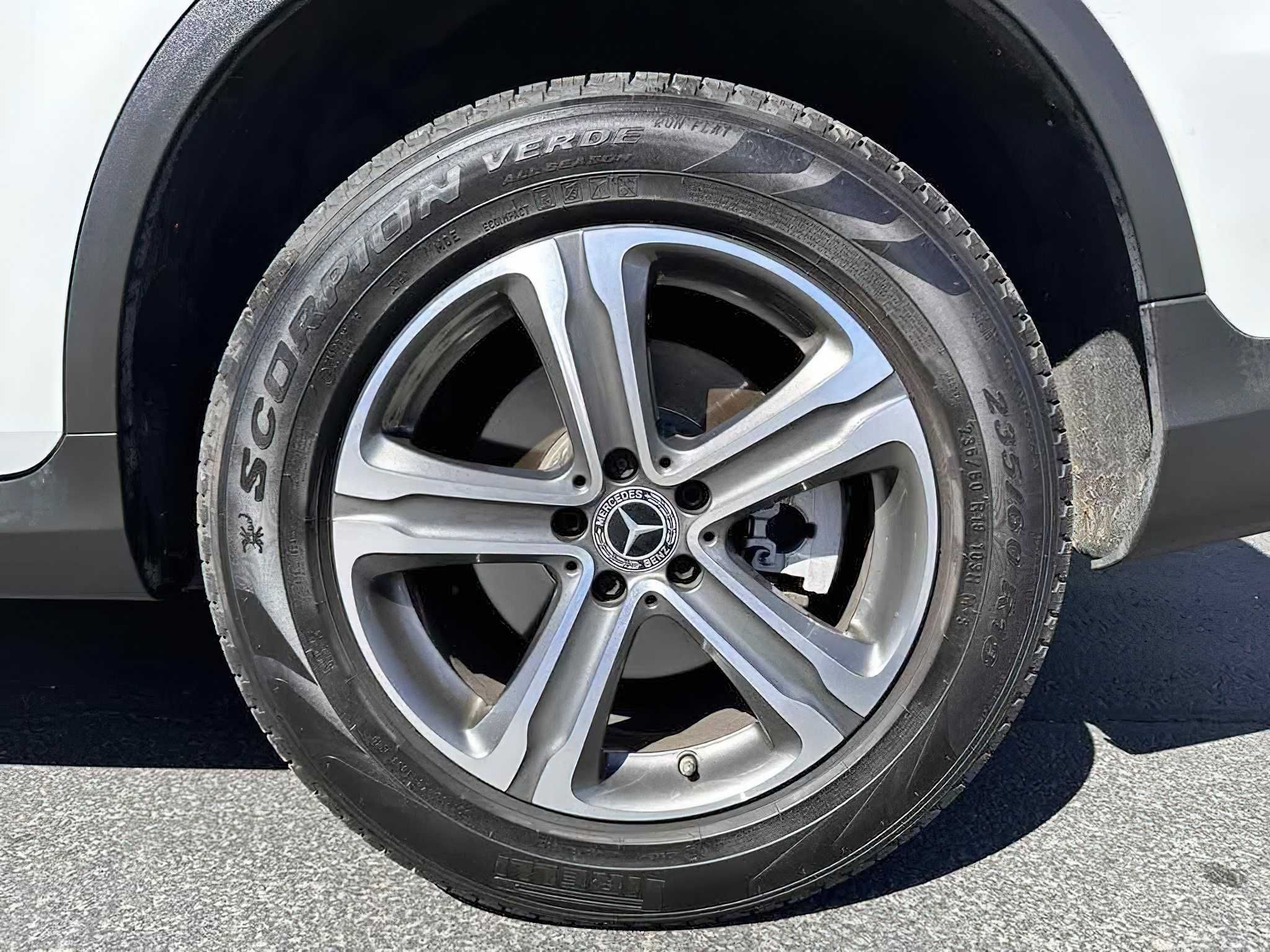 Mercedes-Benz GLC 300 2019
