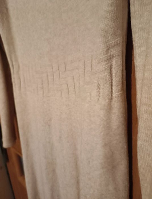 Sukienka sweterkowa.L/XL