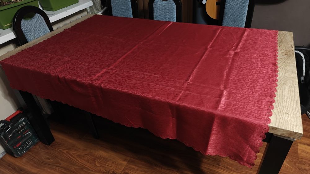 6 różnych obrusów