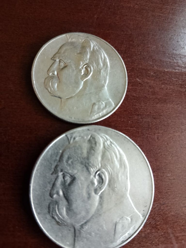 Monety 5 i 10 złotych z Piłsudskim.