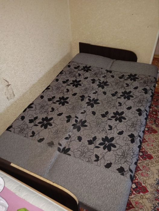 Диван раскладной
Хороший вариант для спальни
Центрально-городской райо