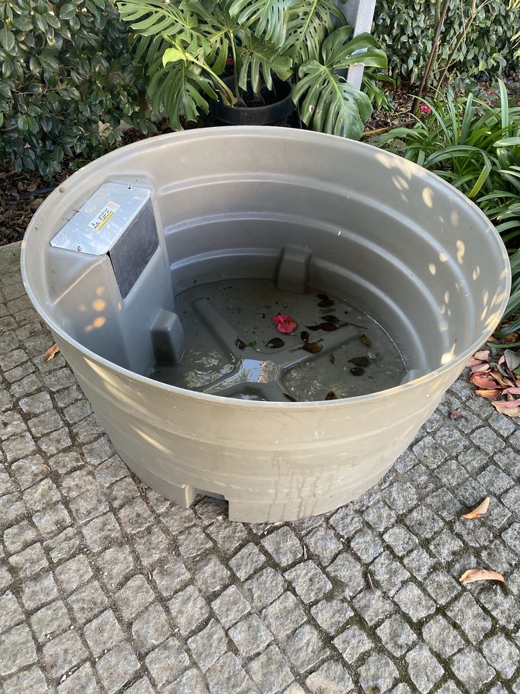 Bebedouro para gado com boia automática