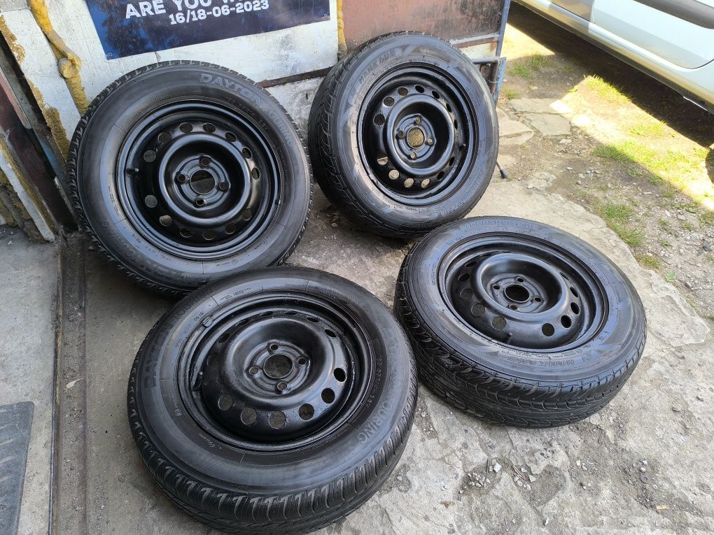 Sprzedam Opony z felgami lato 185/65/14 4x100