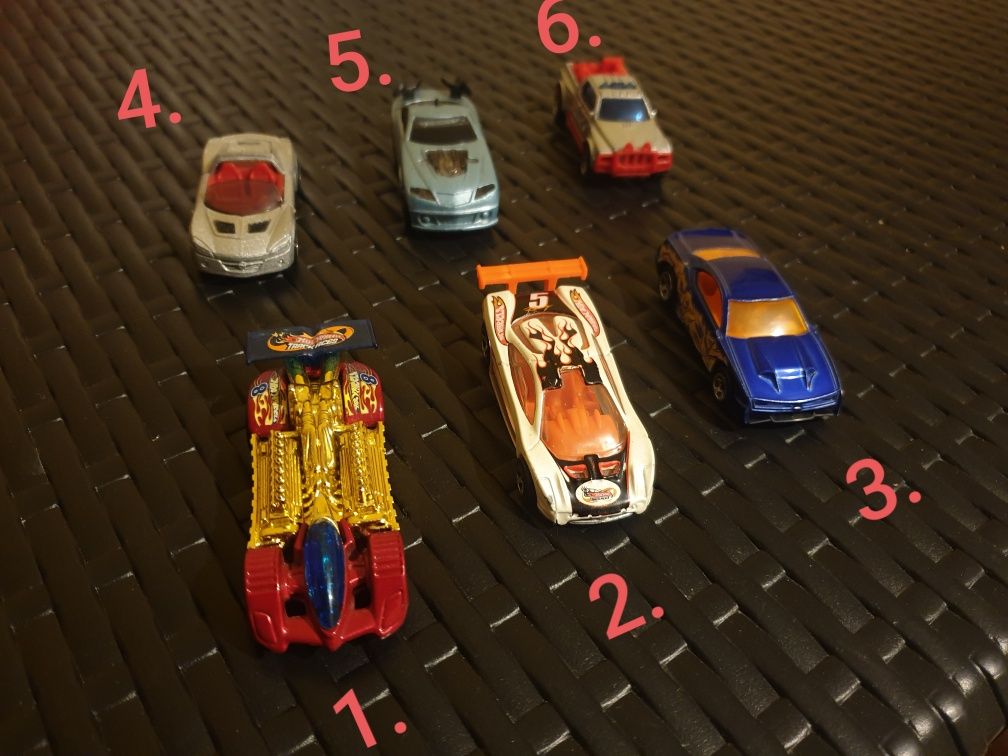 Carros Hotwheels Matchbox da Mattel