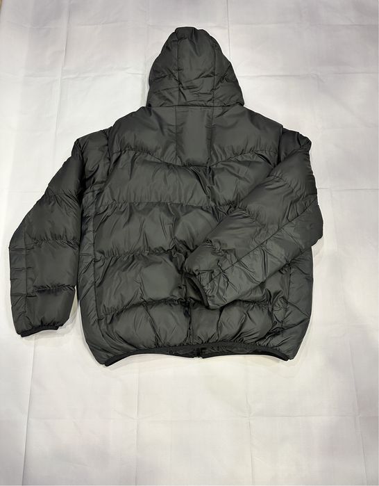 Чоловічикй пуховик Nike ACG у чорному кольорі