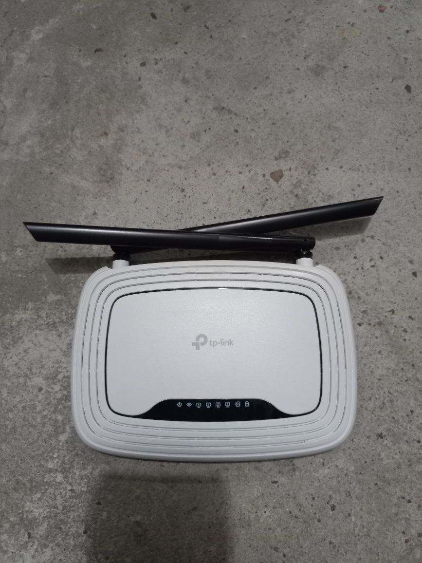 Router TP link w bardzo dobrym stanie