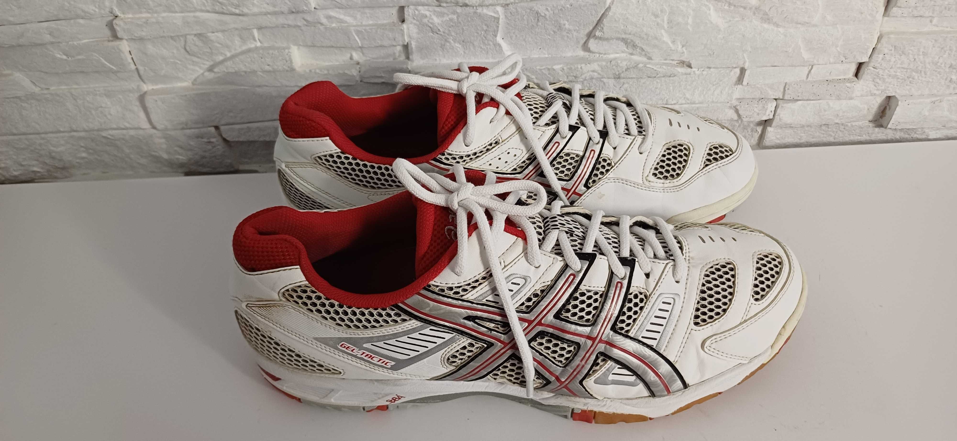 Buty ASICS GEL-TACTIC roz.48 wkł.30,5 cm.