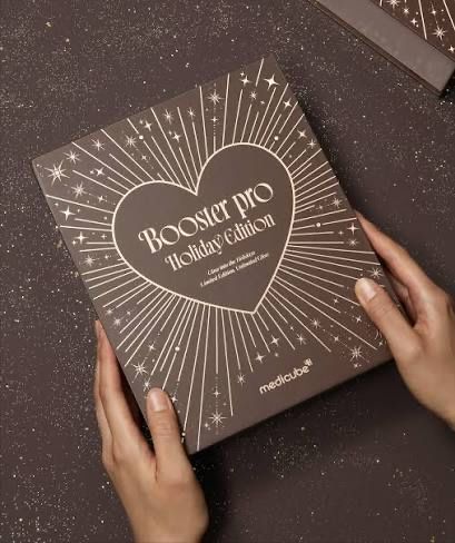 Medicube Booster pro колір шоколад