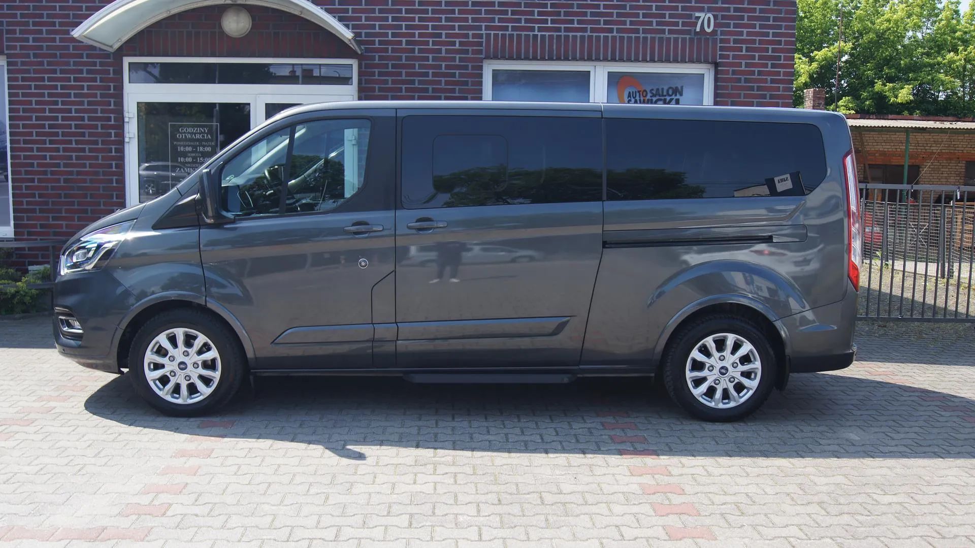 Ford Tourneo Custom 2.0 170KM EcoBlue L2 Shuttle Bus Titanium Osoba Niepełnosprawna